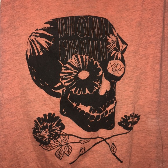 🧡Volcom tank🧡 - Picture 3 of 5